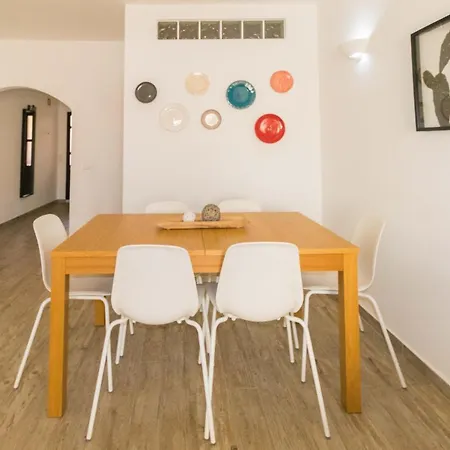 Appartement Sunny Oura By Alzira *