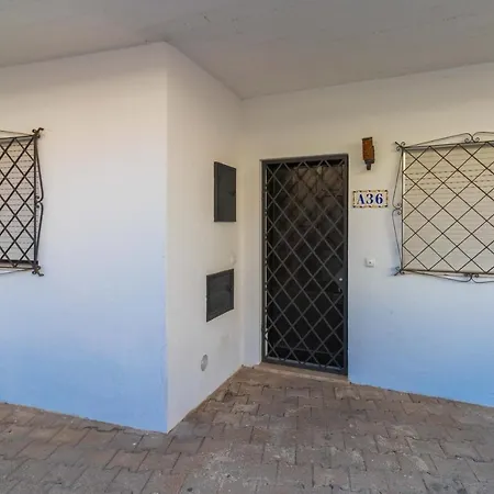 Sunny Oura By Alzira Appartement