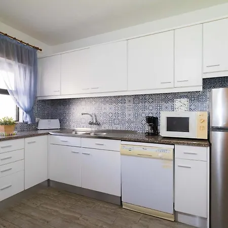 Sunny Oura By Alzira Apartamento