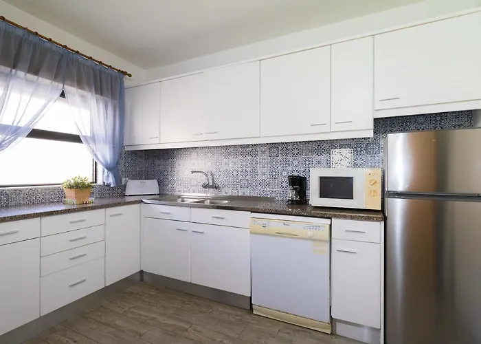Sunny Oura By Alzira Appartement